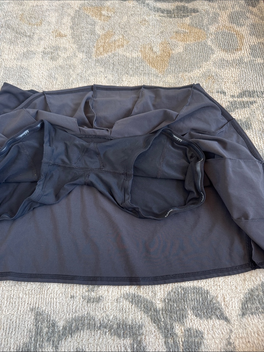 lululemon athletica pace setter Women's Black Ruffled Athletic Skirt 10 - Picture 3 of 5